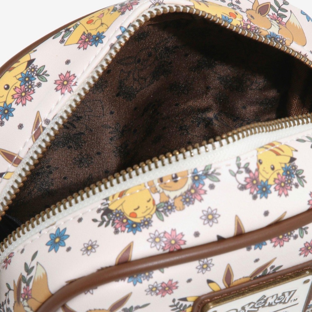 Loungefly Pokemon Pikachu & Eevee Floral Crossboby Bag - Picture 4 of 4